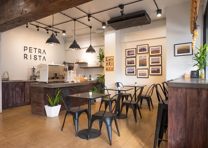 Petra Poshtel Donmuang Hostel