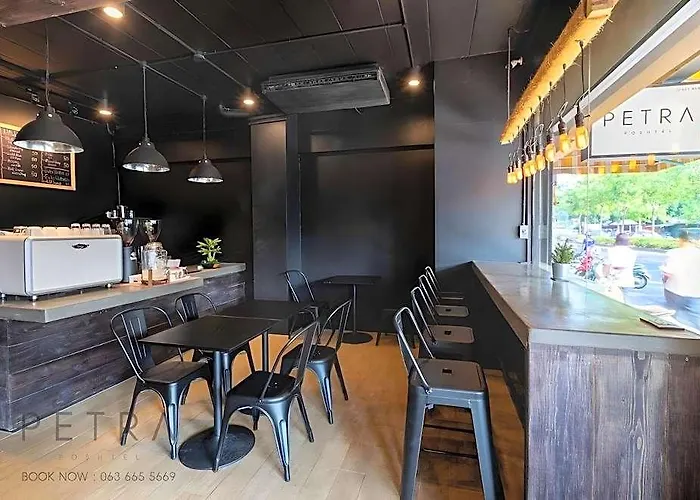 Petra Poshtel Donmuang *